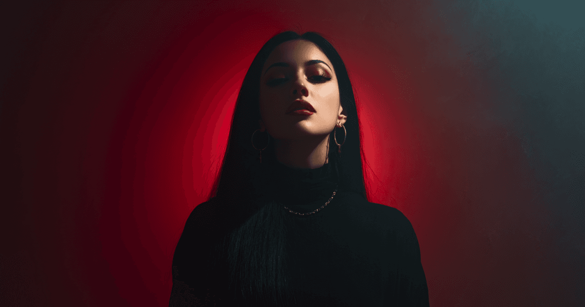 Why Men Are So Attracted to Goth Girls (The Real Reasons)